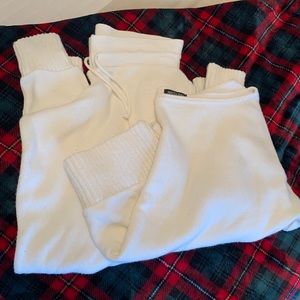 POSHMARK WHITE MATCHING SET